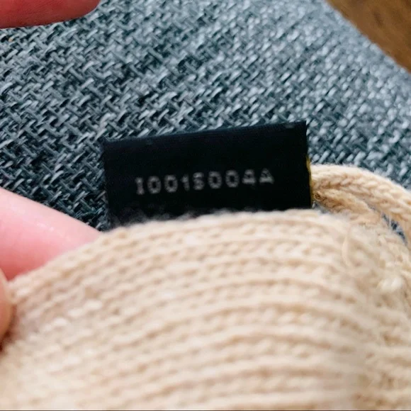 Authentic FENDI Limited Edition Pouch ✨RARE✨ PRICE FIRM - Picture 5 of 6